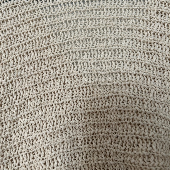 Cute BP Beige sweater for spring and summer XS Great Condition - Picture 2 of 6